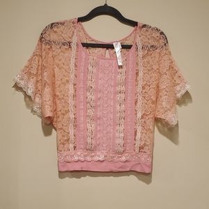 Gracie Lace crop top in pink